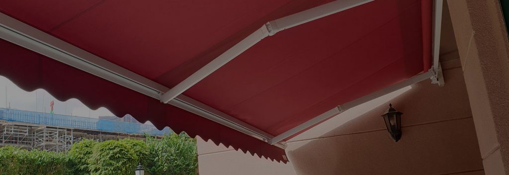 Retractable awning 