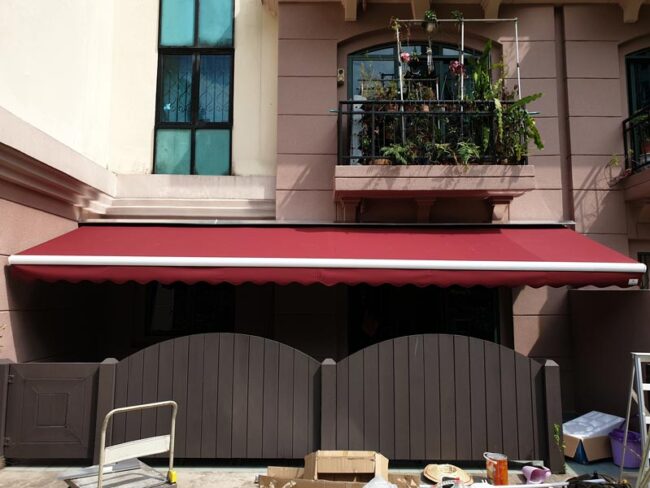 retractable awning in singapore