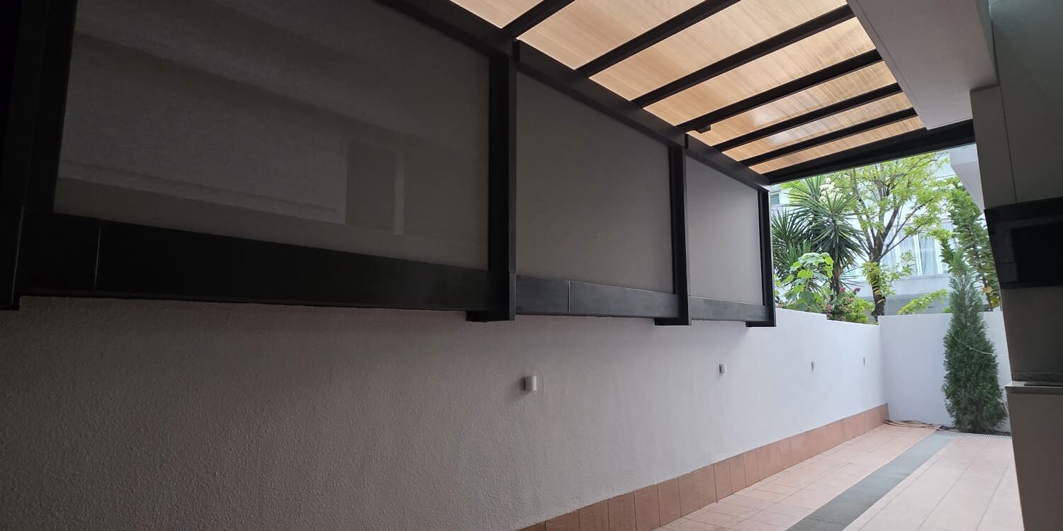 zip blind for outdoor usages