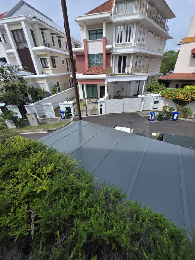 Cantilever aluminium composite panel for car porch