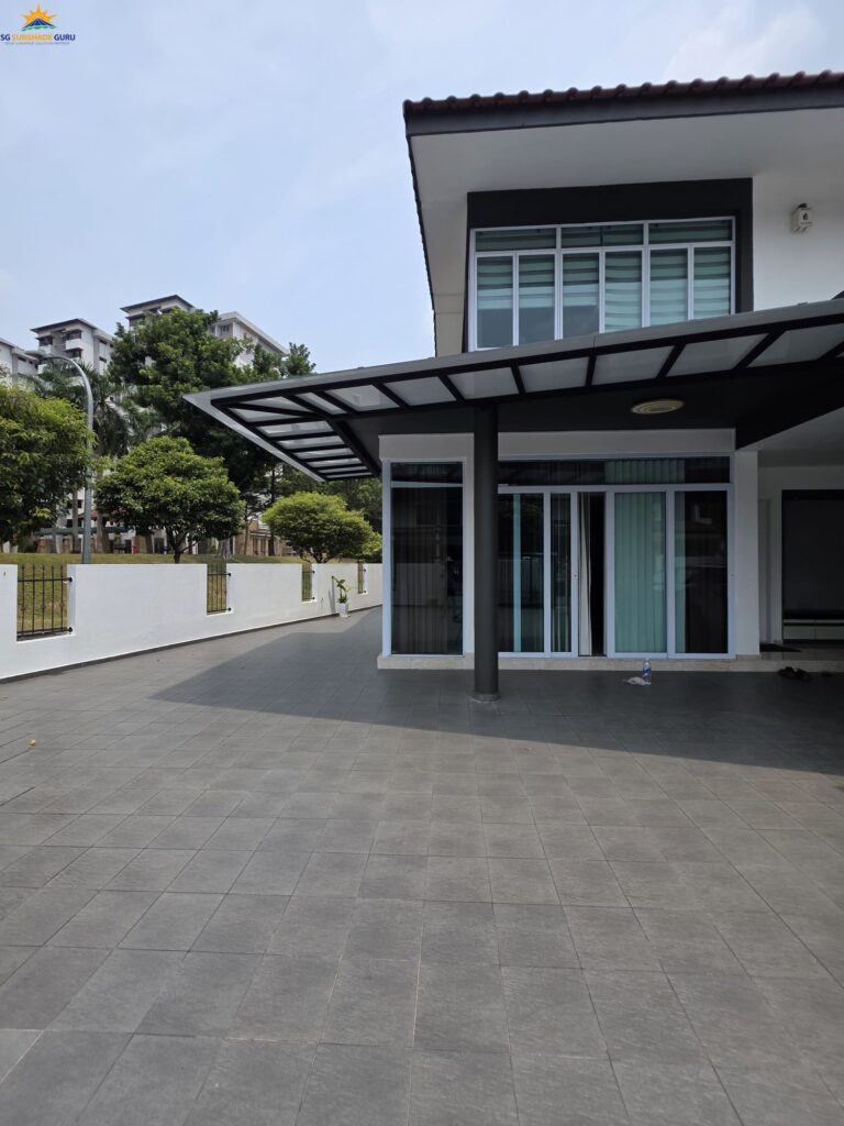 Front view of a modern home with an aluminium composite roof over the outdoor space