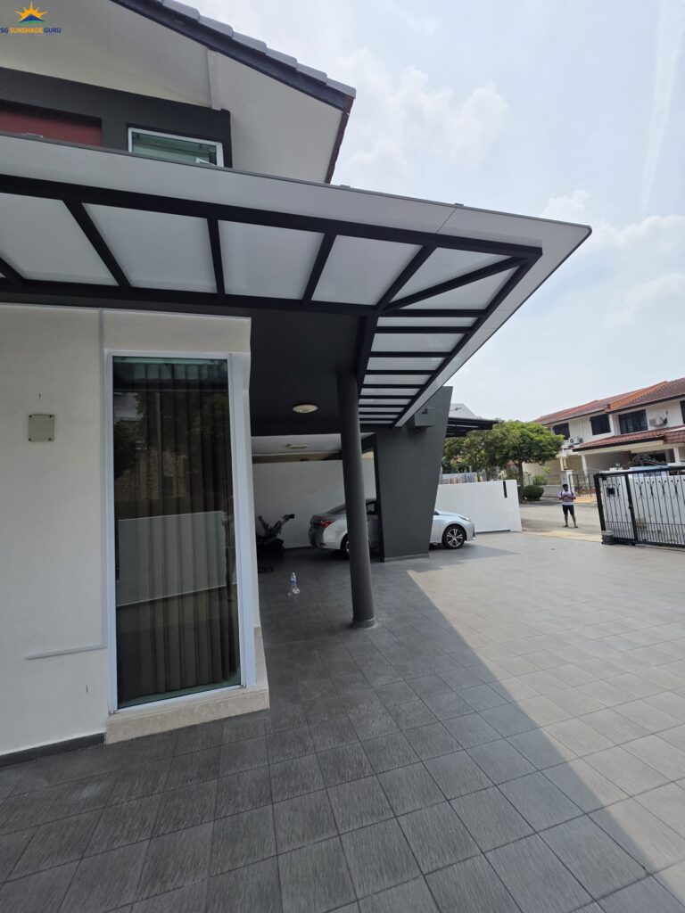 Side view of a cantilever aluminium composite roof installed at a residential property